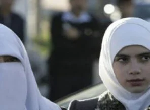 Hollanda'da ikinci nesil İslam'a dönüyor