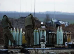 İsrail ordusu bombardımana başladı !
