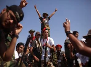 Libya parlamentosunda silahlı işgal