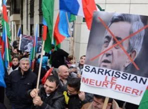 Sarkisyan'a Fransa'da protesto