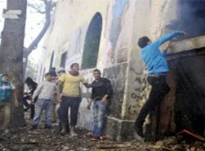 Tahrir bugün de karıştı