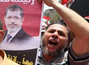 Tahrir'de güvenlik önlemleri arttırıldı
