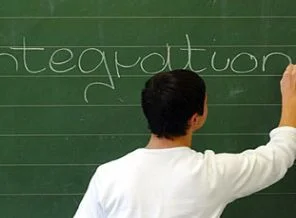 Almanya göçmen uyumunda ilerleme kaydetti