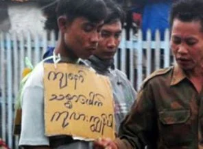 Arakan'da zulüm devam ediyor