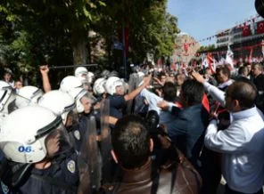 Asgari ücreti protestoya müdahale