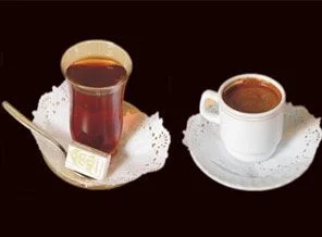 Aşırı sıcak içecekler dişleri çatlatıyor