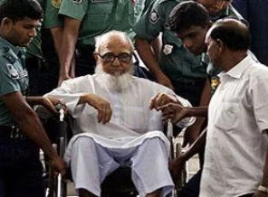 Bangladeş'te Gulam Azam neden yargılanıyor?
