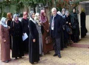 Boşanmaları önlemek için "irşat ekibi"