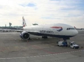 British uçağı acil iniş yaptı