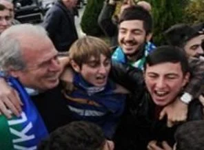 Denizli'ye 'tulumlu' karşılama