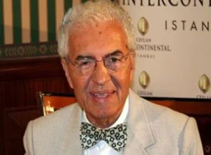 Efsane hoca yaşamını yitirdi