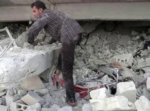 Esed'e bağlı savaş uçakları hastane bombaladı