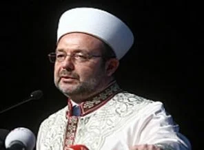 Görmez: Haddiniz de değil hakkınızda değil!