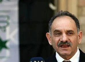 Irak Başbakan Yardımcısı'na ayakkabılı saldırı