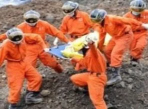 Japonya'da tünel çöktü