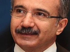 Öğretmenlere kıyafet serbestliği var mı?