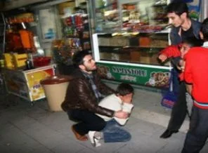 Polisi görünce ağladılar