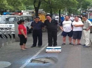Rögar kapağı bomba gibi patladı