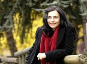 TRT Ayşe Hür'ün işine son verdi