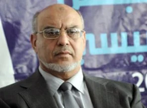 Tunus Başbakanı'ndan Suriyelilere: Diktatörler ikna edilmez, zorlanır