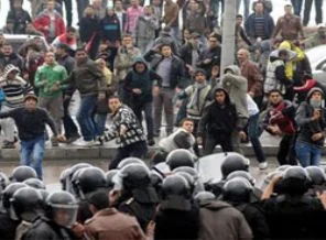 Yeni anayasa karşıtları yine sokaklarda