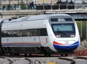 YHT, turizmi de ''hız''landırdı
