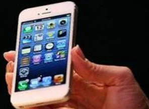 Apple, iPhone 5 siparişlerini azalttı