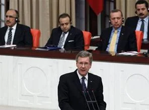 Bunalımdaki Wulff'a 'Türkiye' formülü