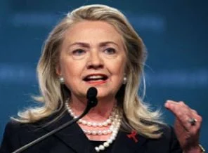 Clinton başkan adaylığı için kapıları açık bıraktı