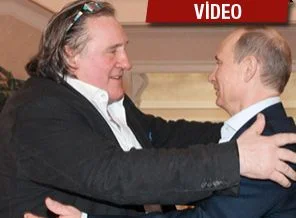 Depardieu pasaportunu Putin'den aldı