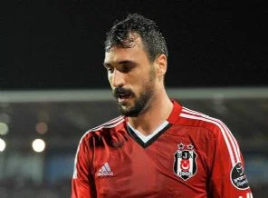 Derbi öncesi Beşiktaş'ta şok!