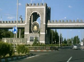Dicle Üniversitesi'nde Kürtçe sınav skandalı