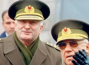 Emekli askerler: 'Ya Bir ya da Karadayı yalan söylüyor'