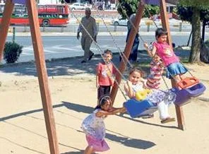 Engelli çocuklar için çocuk parkı