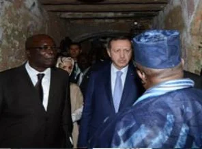 Erdoğan kölelerin kaldığı odaları gezdi