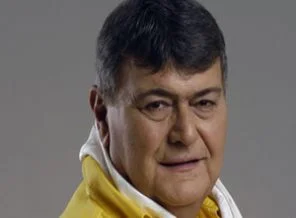 Ferdi Özbeğen hayatını kaybetti