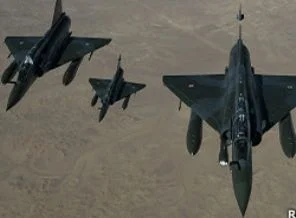 Fransa, Mali'deki saldırılarını sürdürüyor
