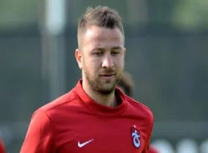 Futbolcunun hayatı tehlikede!