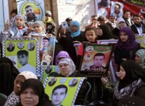 Gazze'de tutuklularla dayanışma gösterisi