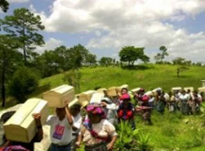 Guatemala: 200 bin can alan savaştan sonra gelen barış