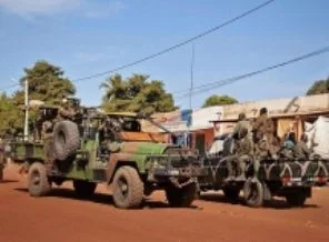 İngiltere'de, Mali'deki askeri operasyon sorgulanıyor