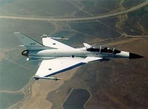 İsrail jetleri Lübnan semalarında