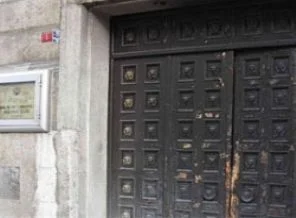İtalyan Konsolosluğuna saldırı