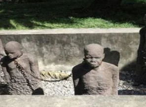 Köle ticaretinin merkezi turistlerin gözdesi oldu