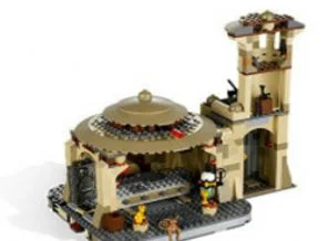 'Lego Müslümanlara karşı ırkçılık yapmakla' suçlandı