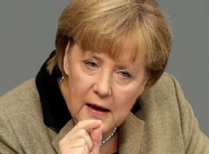 Merkel'in cep mesajları arşivlenecek