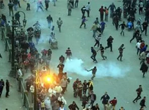 Mısır'da iki kişi daha öldürüldü