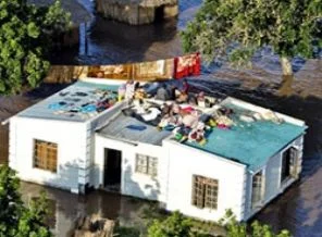 Mozambik'te 150 bin kişi evsiz kaldı