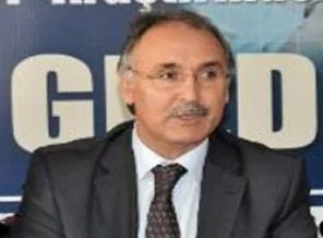 'Okullarda öğretmenler için de kılık-kıyafet serbest oldu'