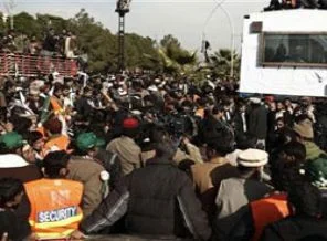 Pakistan'da bir milletvekili öldürüldü